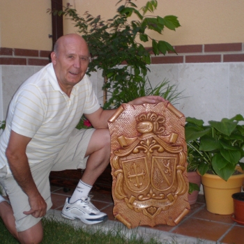 escudo heraldico oviedo-romero