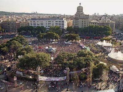 plaza-cat-indignados1